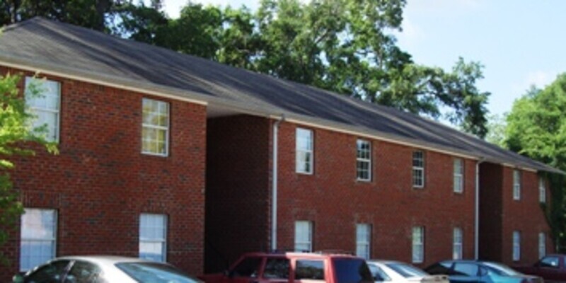 755 West St in Montevallo, AL - Building Photo