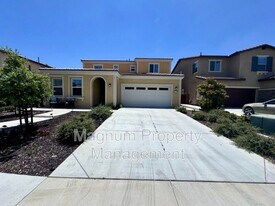 29357 Caravel Dr in Menifee, CA - Building Photo