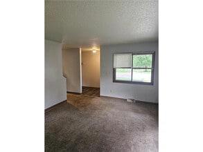 524 N Grant St in Blue Earth, MN - Building Photo - Building Photo