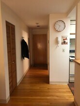 95 Gainsborough St, Unit 402 in Boston, MA - Building Photo - Building Photo