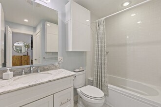 55 Magazine St, Unit #1 in Cambridge, MA - Building Photo - Building Photo