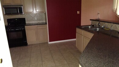 19531 Hickory Meadow Ln in Houston, TX - Building Photo - Building Photo