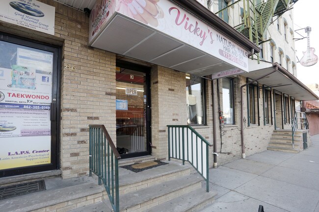 86-94 Monroe St in Newark, NJ - Building Photo - Building Photo