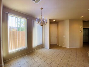 3646 Surfboard Ct in Las Vegas, NV - Building Photo - Building Photo