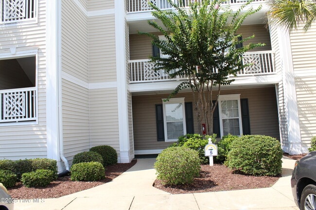 property at 870 Great Egret Cir SW