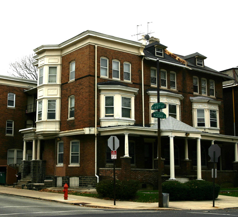 4900-4902 Cedar Ave in Philadelphia, PA - Foto de edificio