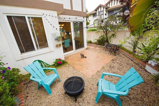 558 Sweet Pea Pl in Encinitas, CA - Building Photo - Building Photo