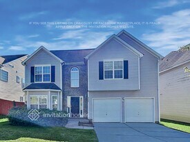 8422 Oak Dr in Charlotte, NC - Building Photo