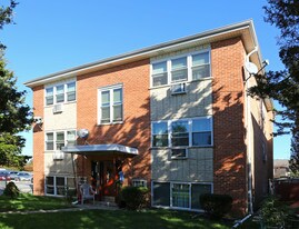 9658 Golf Ter in Des Plaines, IL - Building Photo