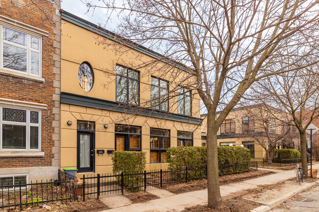 5941 De Bordeaux St in Montréal, QC - Building Photo - Building Photo