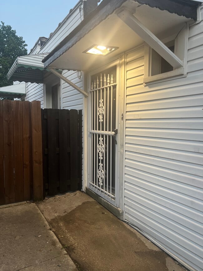 property at 3346 N Neva Ave