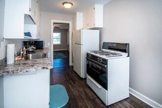 820 N 46th St in Omaha, NE - Building Photo - Building Photo