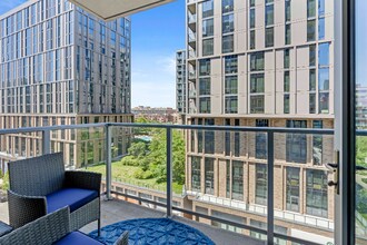 5 S Green St in Chicago, IL - Building Photo - Building Photo