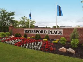 Waterford Place in Loveland, OH - Building Photo - Building Photo