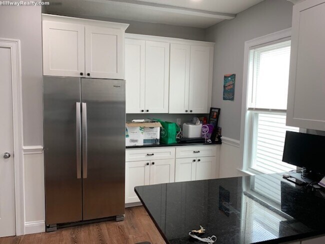 38 Crescent Ave, Unit 3 in Boston, MA - Building Photo - Building Photo