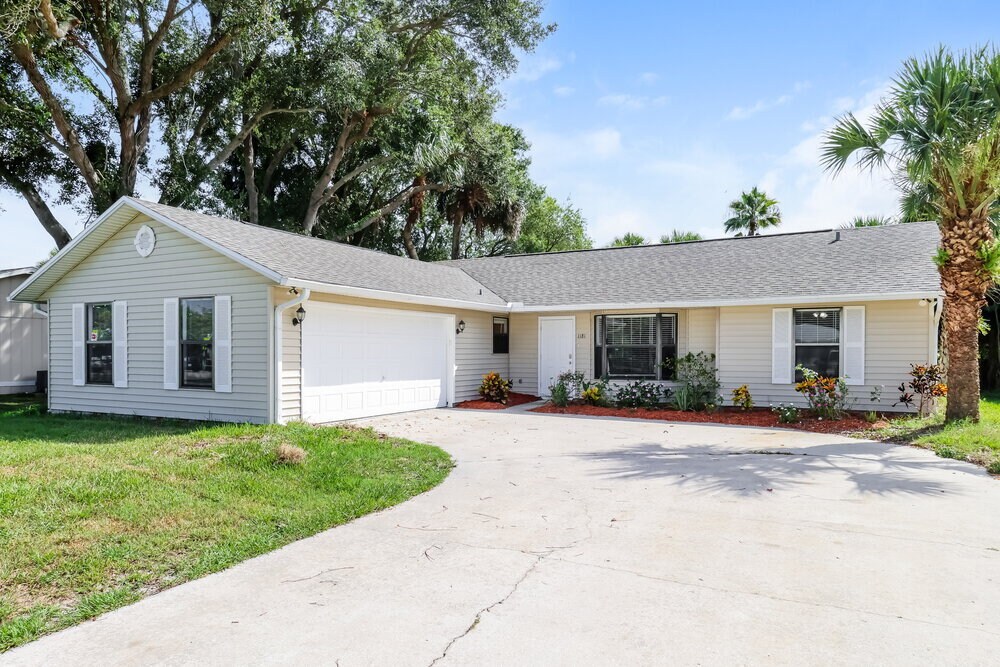 1181 Barber St in Sebastian, FL - Building Photo