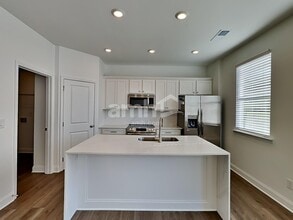 1025 Highland Walk in Canton, GA - Building Photo - Building Photo