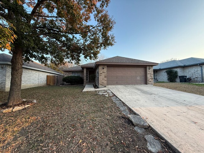 1669 Kimberly Dawn Dr in New Braunfels, TX - Building Photo - Building Photo