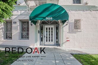 302 Alexandria Ave in Los Angeles, CA - Building Photo - Building Photo