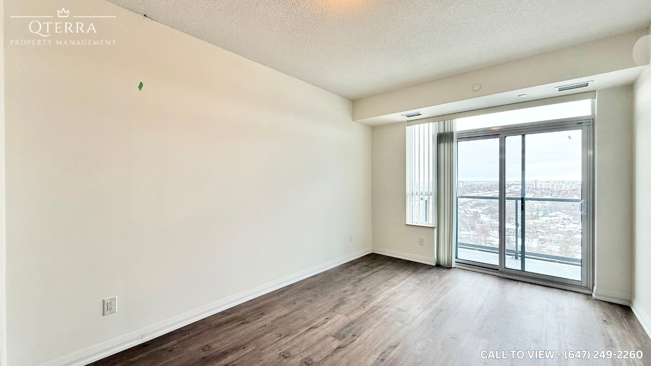 3270 Sheppard Av E in Toronto, ON - Building Photo