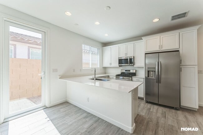 property at 3314 E Ranchhand Dr