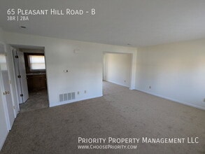 65 Pleasant Hill Rd in Harrisonburg, VA - Building Photo - Building Photo