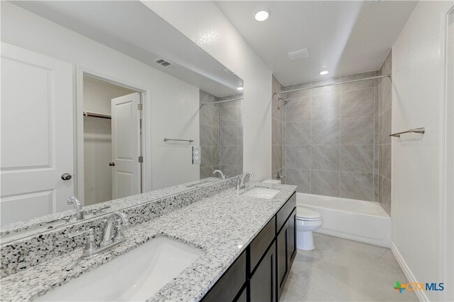 property at 526 Lost Trl