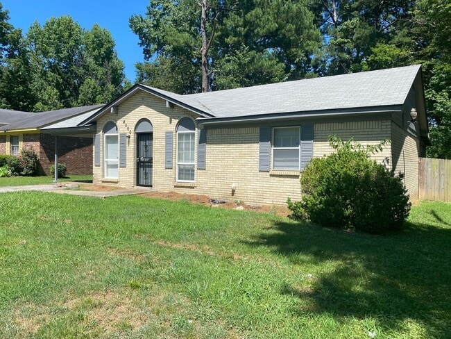 4060 Stowe St in Memphis, TN - Building Photo - Building Photo