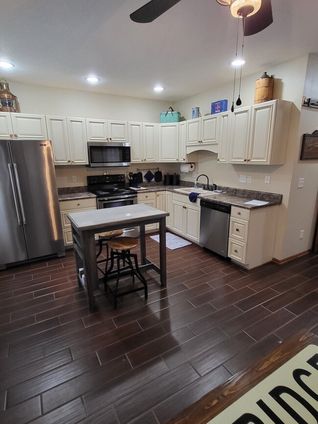 30176 362nd Pl, Unit Guesthouse in Booneville, IA - Building Photo - Building Photo