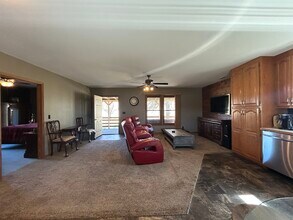 2400 Seven Springs Rd in Cookeville, TN - Building Photo - Building Photo