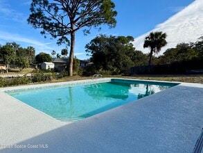 540 Elliott Dr in Merritt Island, FL - Building Photo - Building Photo