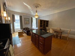 105 Beacon St, Unit 3 in Boston, MA - Building Photo - Building Photo