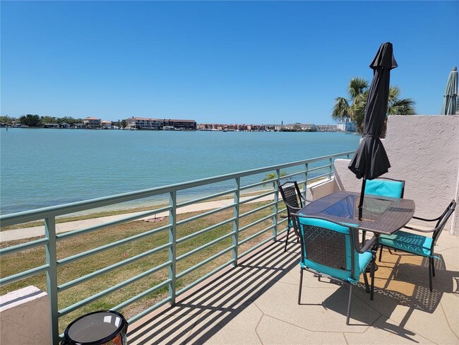 property at 8000 Sailboat Key Blvd S
