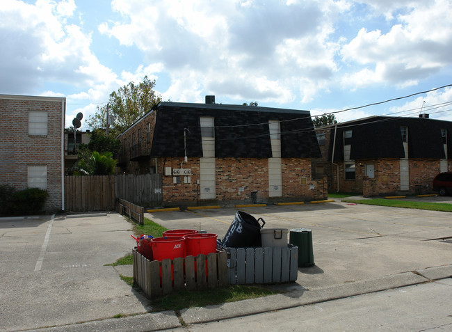 4212 Eporia St in Metairie, LA - Foto de edificio - Building Photo