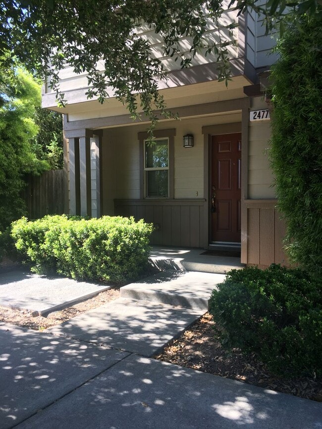 2477 San Miguel Ave in Santa Rosa, CA - Building Photo - Building Photo