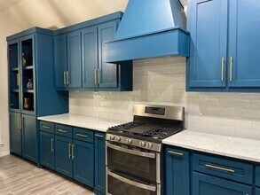 1222 Walkers Way in San Antonio, TX - Building Photo - Building Photo