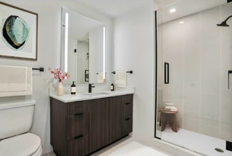 2041 NW 1st Ct, Unit B1 in Miami, FL - Building Photo - Building Photo
