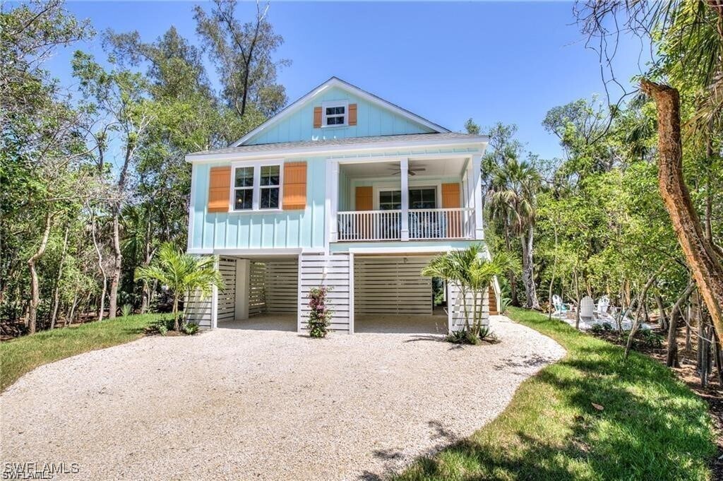 1550 Center St in Sanibel, FL - Building Photo