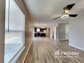 214 Longleaf Ln in Greenfield, IN - Building Photo - Building Photo