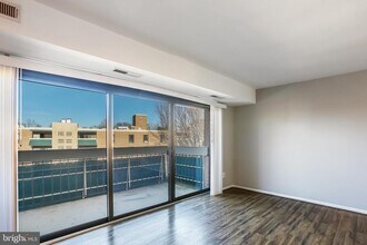 6147 Leesburg Pike-Unit -604 in Falls Church, VA - Building Photo - Building Photo