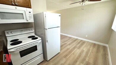 900-910 Manchester St in National City, CA - Foto de edificio - Interior Photo