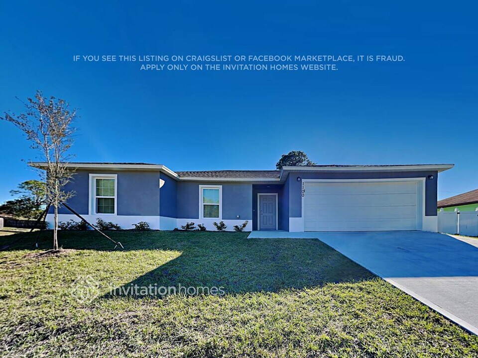 1100 Albion St NW in Palm Bay, FL - Building Photo