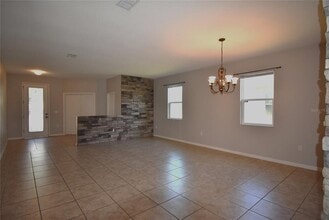 13008 Sawgrass Pine Cir in Orlando, FL - Building Photo - Building Photo