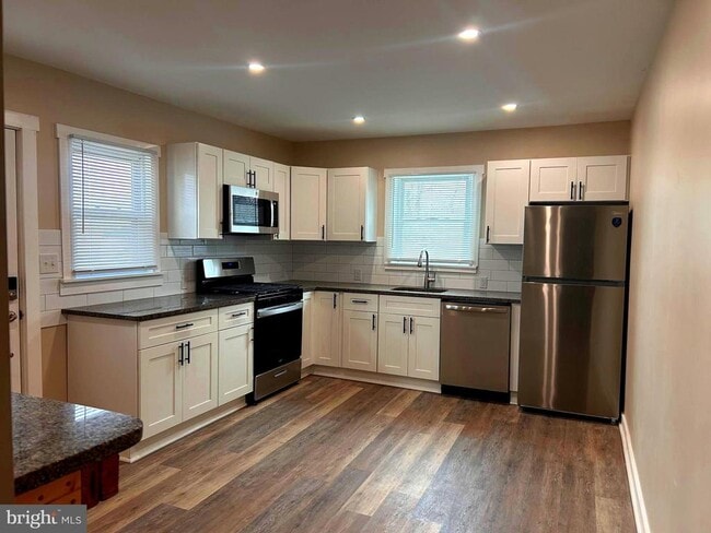 1063 Tanyard Rd in Deptford, NJ - Building Photo - Building Photo