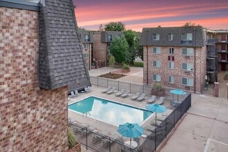 Vega in Northglenn, CO - Foto de edificio - Building Photo