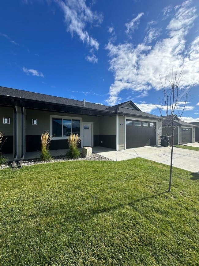 property at 2923 Eagle Butte tr
