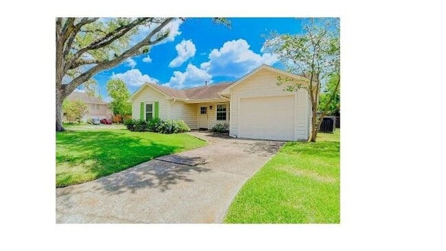 property at 4405 Effie St