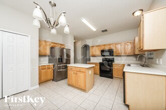 1506 Nestlewood Trail in Orlando, FL - Foto de edificio - Building Photo