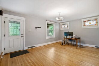 5456 Upsal Pl in Pittsburgh, PA - Foto de edificio - Building Photo