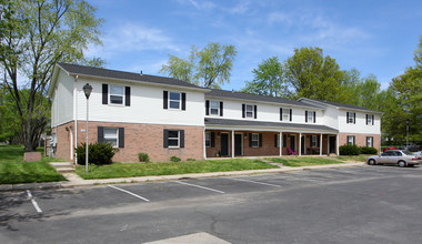 Penny Lane Mews in Gahanna, OH - Building Photo - Building Photo